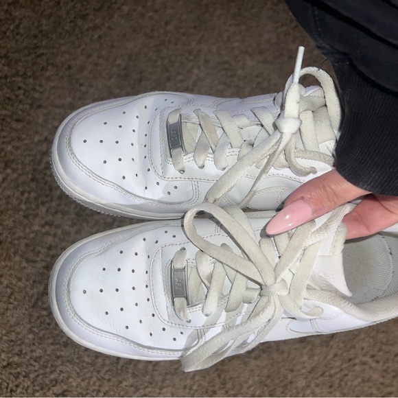 🚨AF1🚨classic White Nikes women’s size 8Nike Air Force 1 - Picture 6 of 7